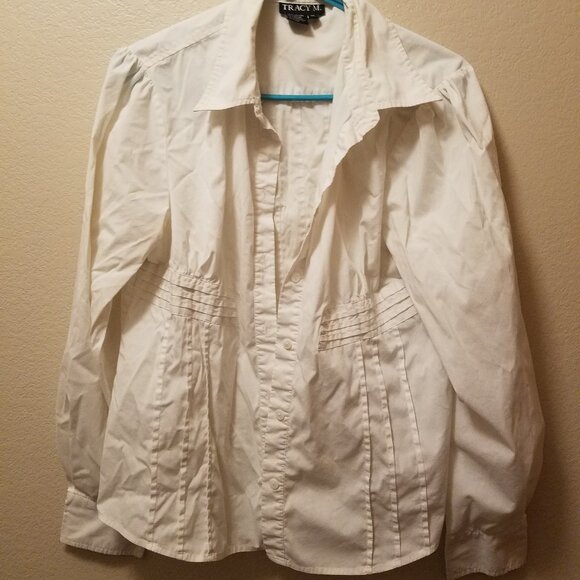 Stretchy White Button-up - Picture 1 of 4